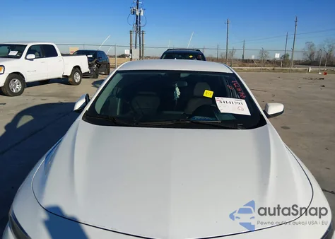 2017 Chevrolet Malibu 1Lt из США, поврежденный, VIN 1G1ZE5ST8HF215785